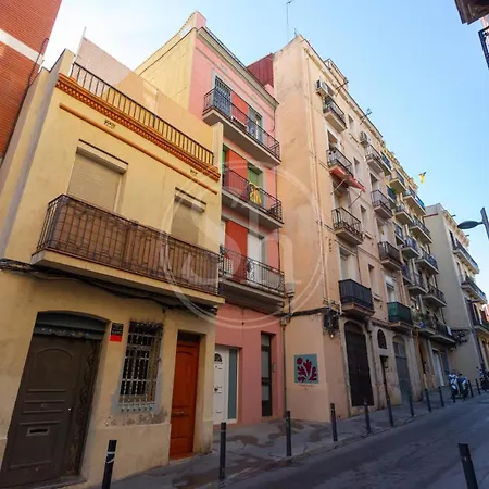 Practico Cerca De Estacion De Sants Apartment