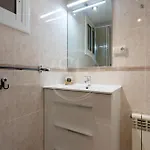 Practico Cerca De Estacion De Sants * Барселона